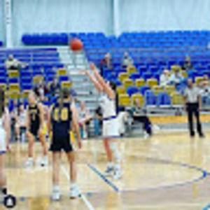 Meet your Posher, Chloe